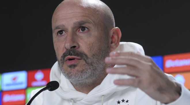 Beşiktaş’ta Italiano sert çıktı: “Beni sinirlendirmeye başladı”