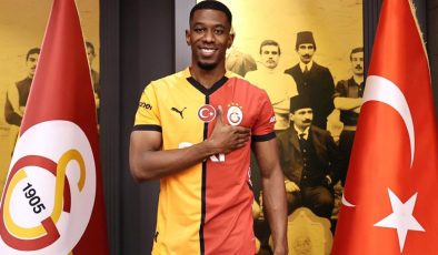 Galatasaray’dan kiralık giden oyuncu için açıklama