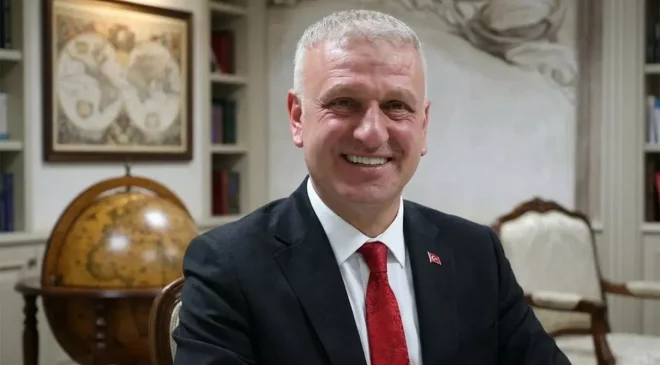 Cumhurbaşkanı Başdanışmanı Oktay Saral’ın görevden alındığı iddia edildi