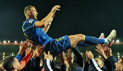 Edin Dzeko veda etti: Son kez forma giydi