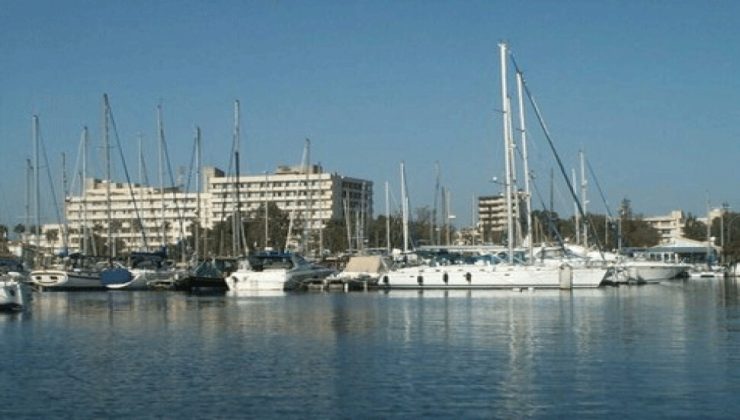 Larnaka ve Limasol liman çalışanlarından barış mesajı